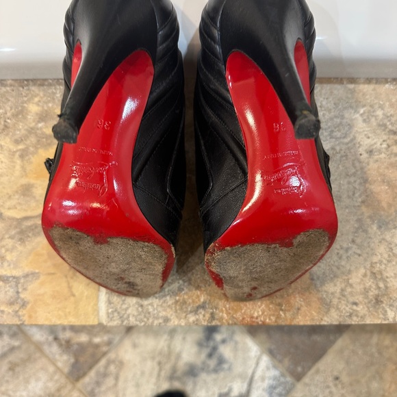 CL booties - Picture 2 of 6